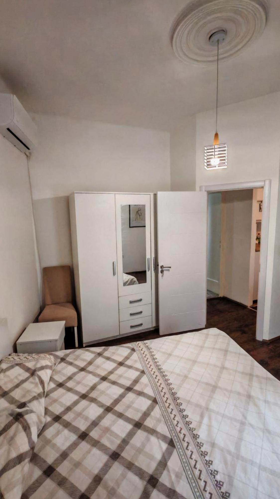 Zeleni Venac Studio & Apartment Belgrad Exteriör bild
