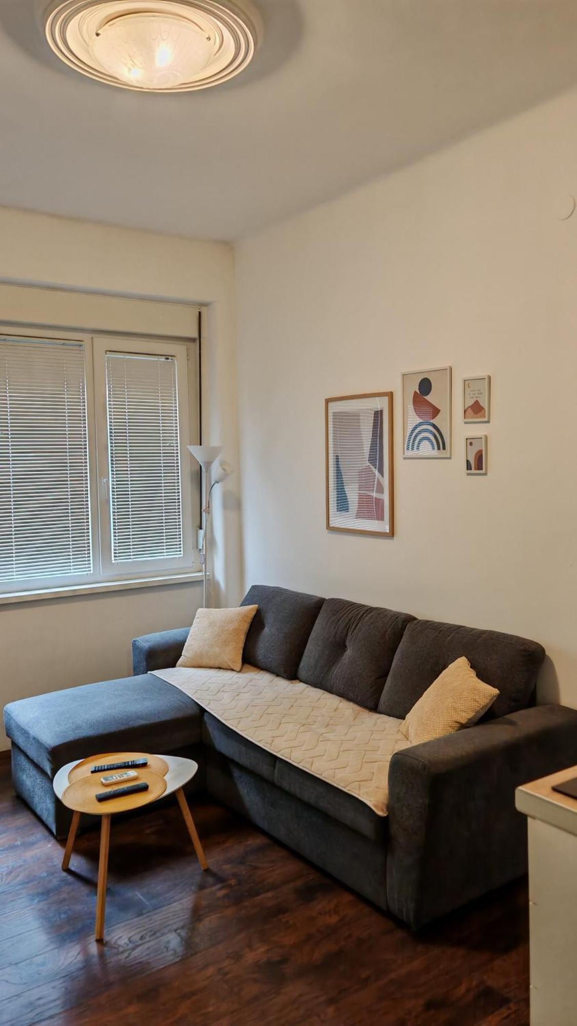 Zeleni Venac Studio & Apartment Belgrad Exteriör bild